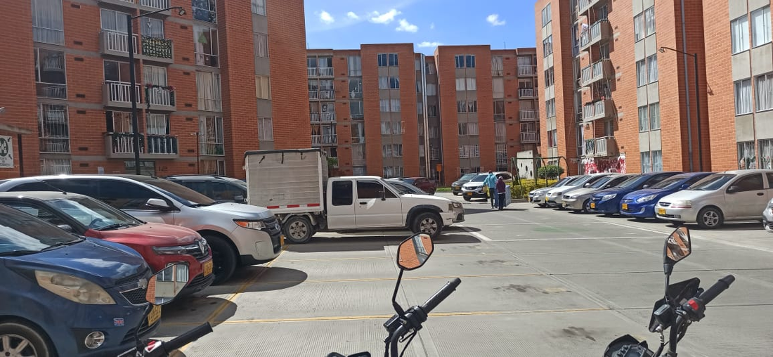 Apartamento en Venta en el Conjunto El Futuro 1