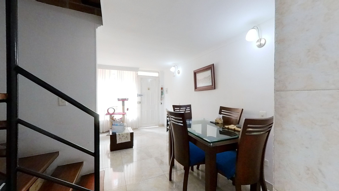 casa con conjunto cerrado en Venta en el Conjunto Portales de Villa Luz 1