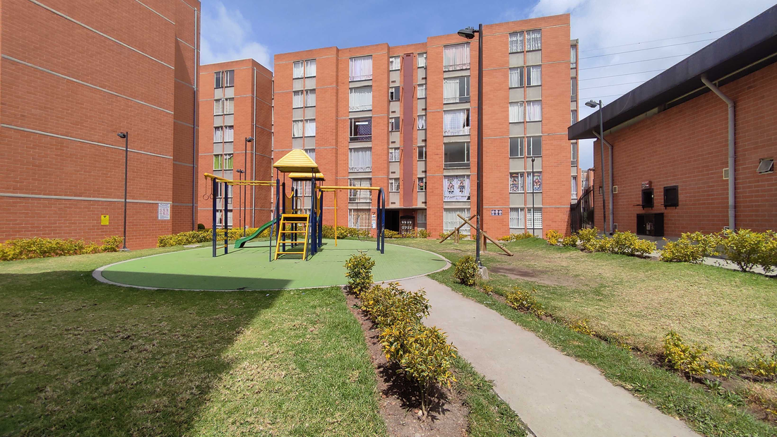 Apartamento en Venta en el Conjunto El Tesosro 1