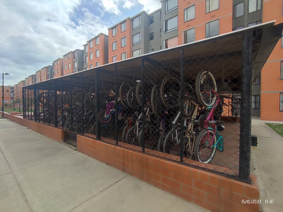 Apartamento en Venta en el Conjunto Parques de Bogotá Pino