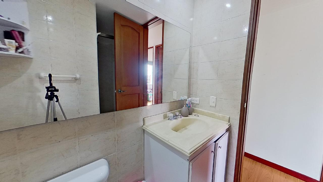 Apartamento en Venta en el Conjunto Torre Santa Rita