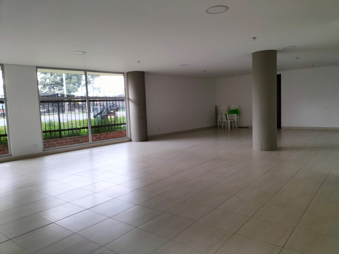 Apartamento en Venta en el Conjunto Pinar de Novalena Club Residencial