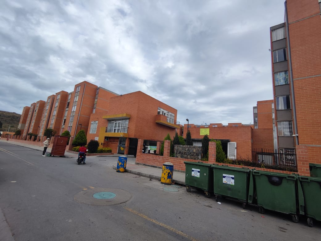 Apartamento en Venta en el Conjunto Grandeza II
