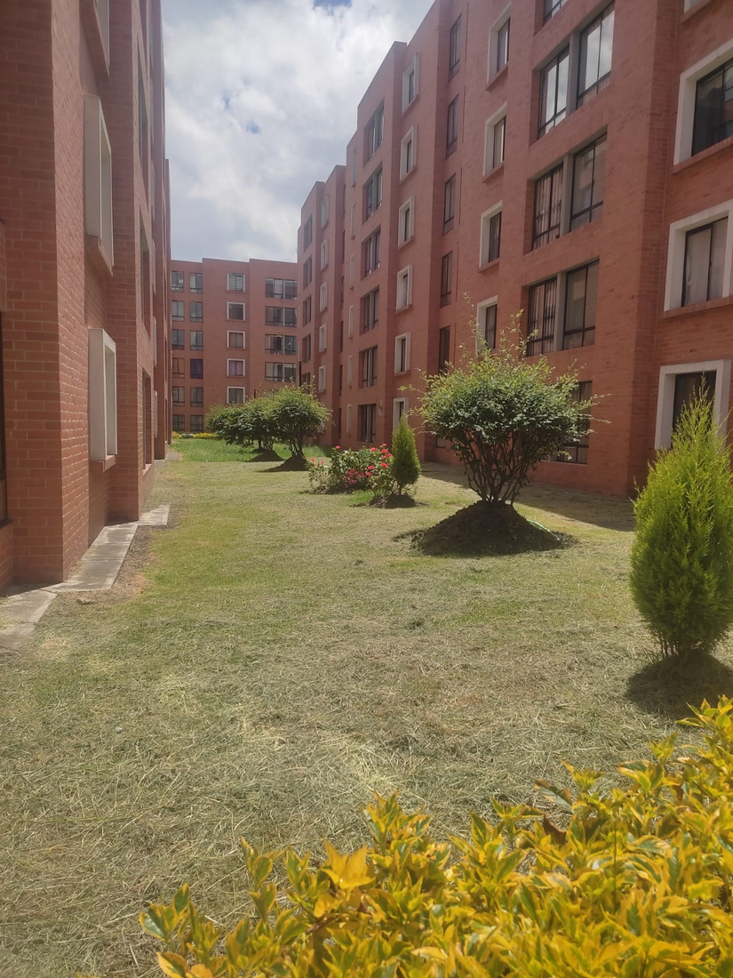 Apartamento en Venta en el Conjunto Agrupación Ambalena