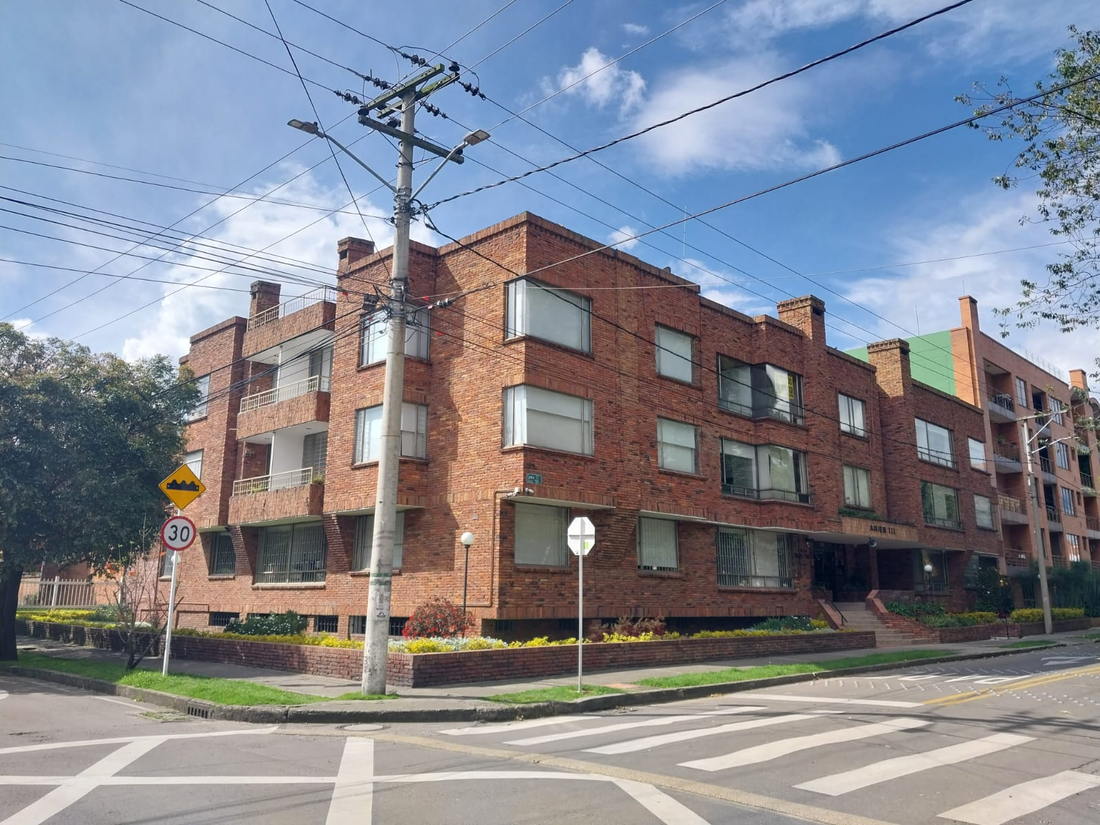 Apartamento en Venta en el Conjunto Aries 3