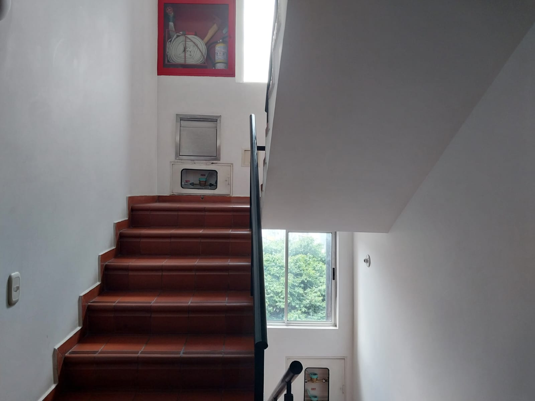 Apartamento en Venta en el Conjunto Jardín de Granada
