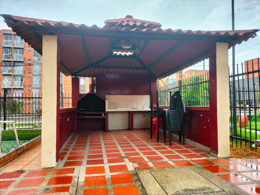 Apartamento en Venta en el Conjunto La Confianza 2
