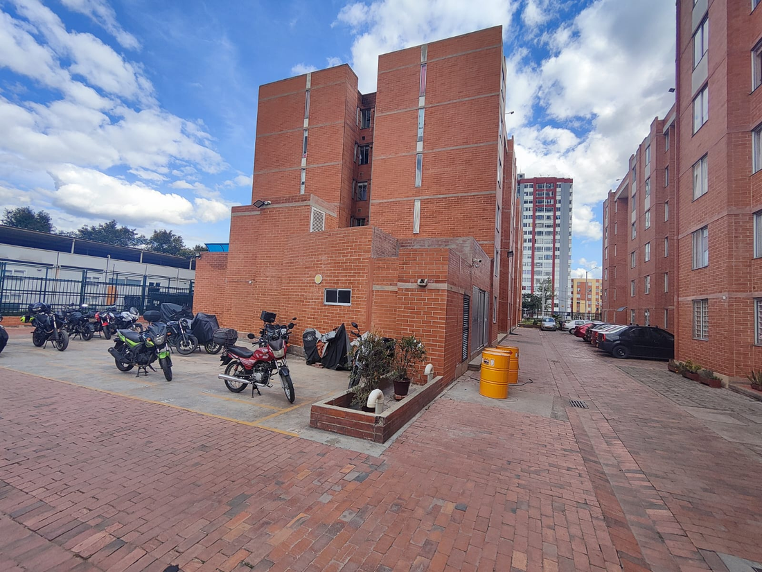 Apartamento en Venta en el Conjunto Florida de Engativá 2