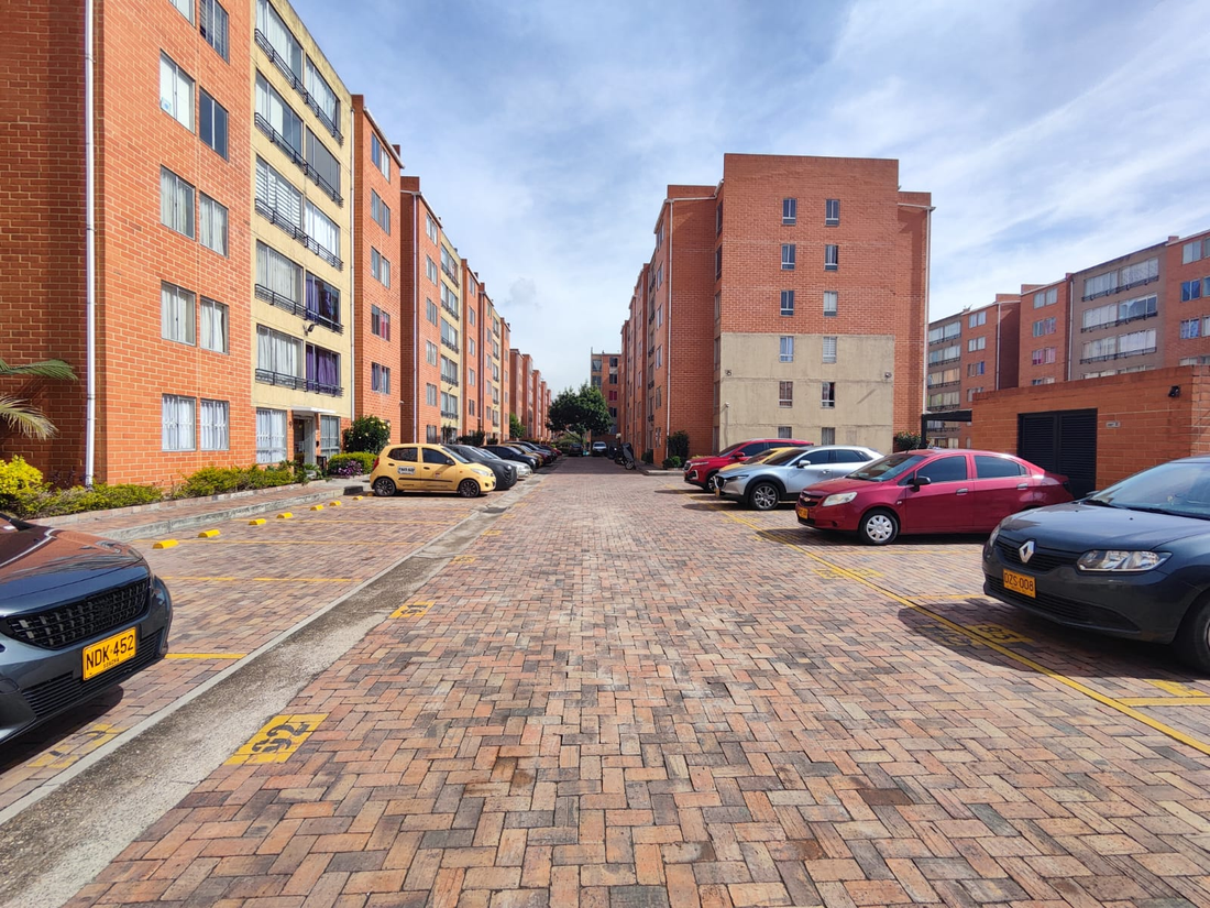 Apartamento en Venta en el Conjunto Azalea 2