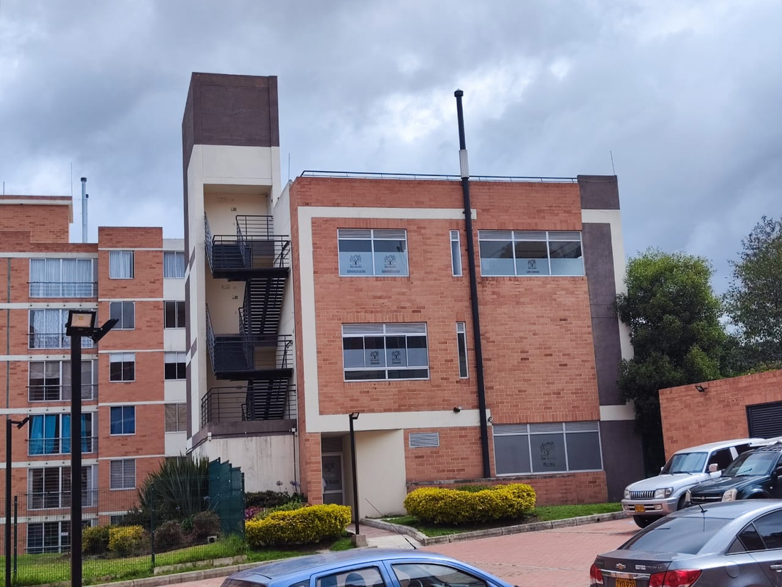 Apartamento en Venta en el Conjunto Versalles 2