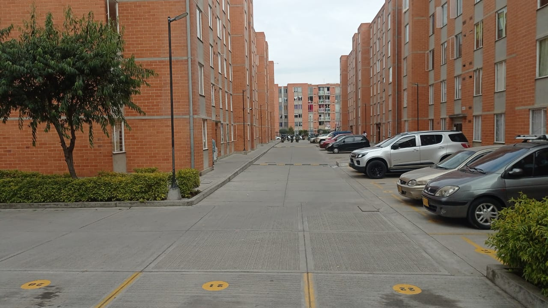 Apartamento en Venta en el Conjunto La Confianza 2