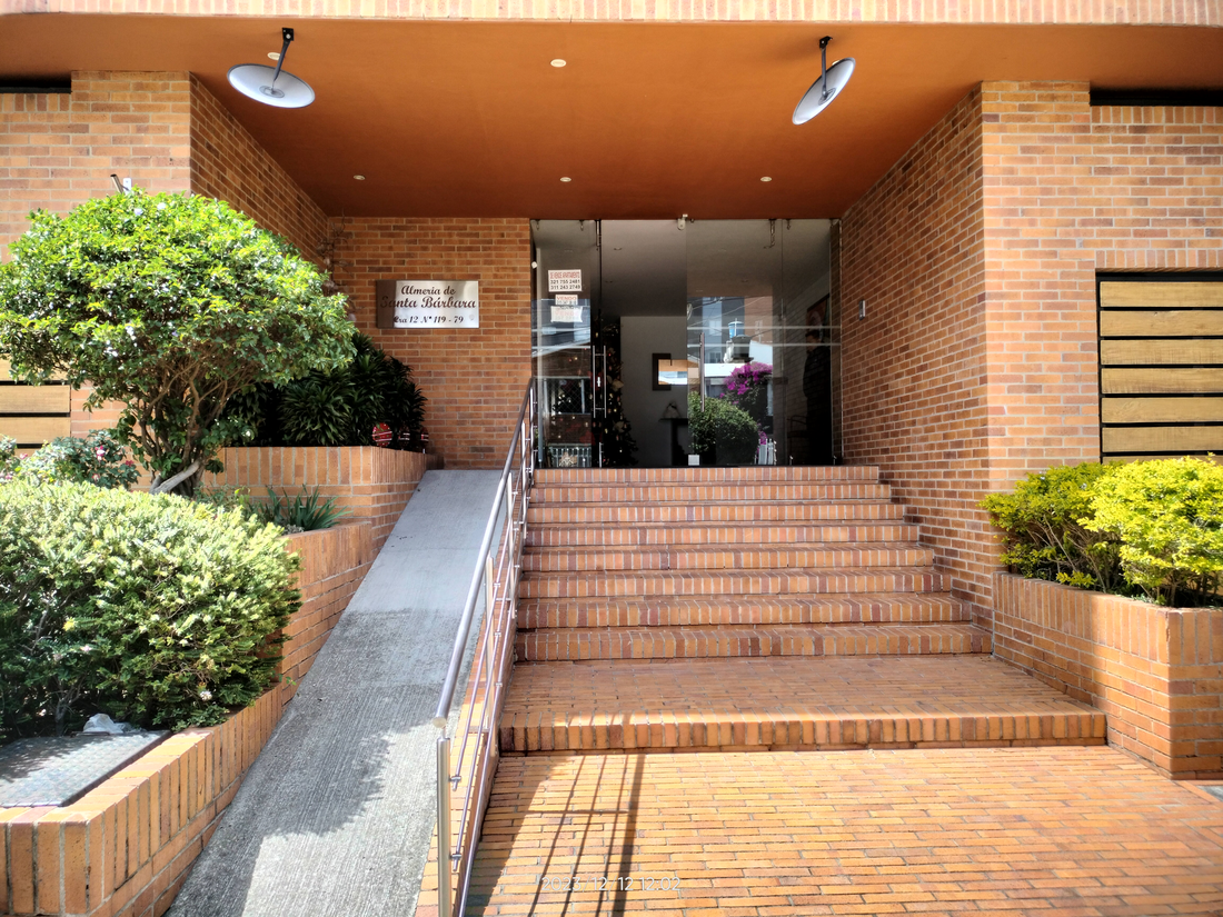 Apartamento en Venta en el Conjunto Almeira de Santa Bárbara