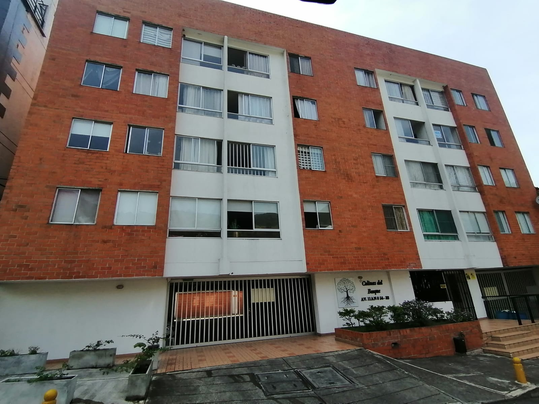 Apartamento en Venta en el Conjunto Colinas del Bosque