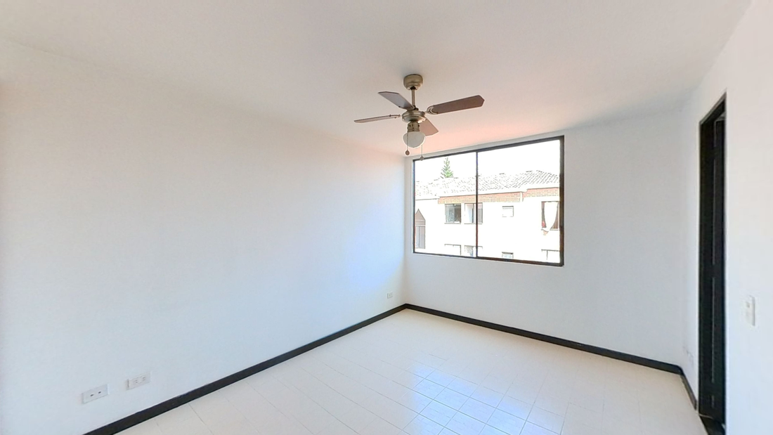 Apartamento en Venta en el Conjunto Paraíso 4