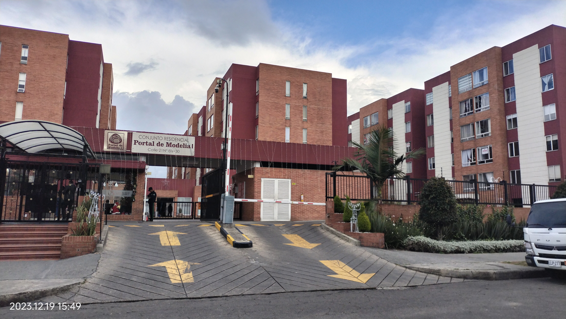 Apartamento en Venta en el Conjunto Portal de Modelia 1