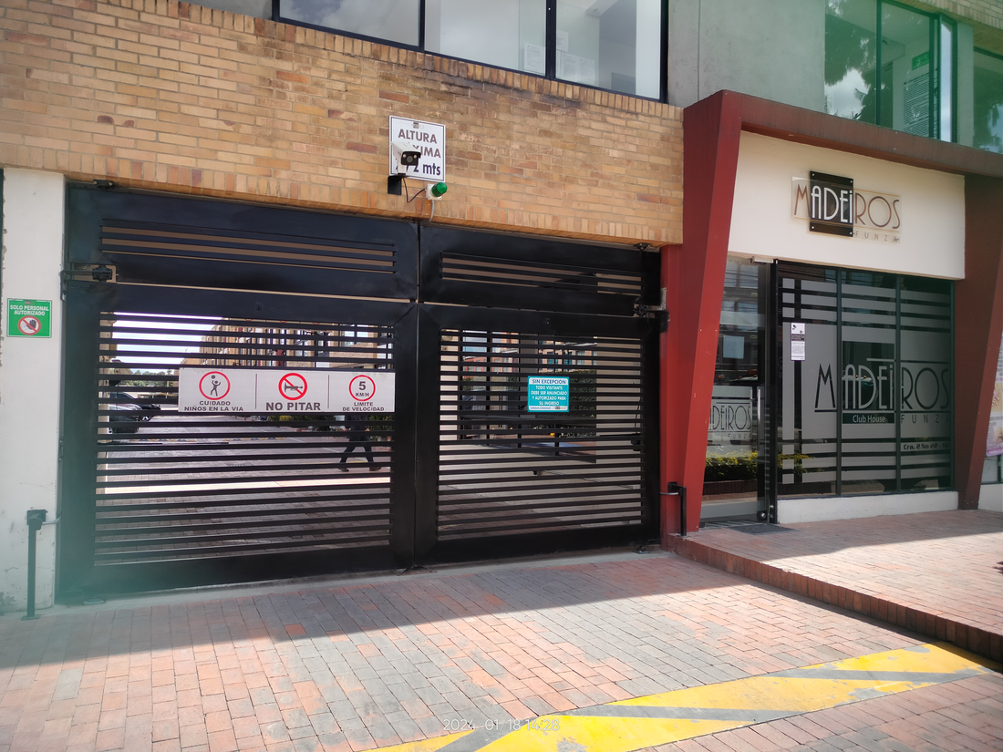 Apartamento en Venta en el Conjunto Madeiros