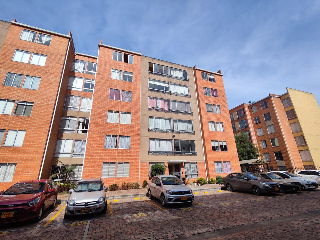 Apartamento en Venta en el Conjunto Azalea 2