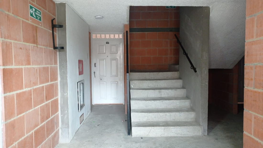 Apartamento en Venta en el Conjunto El Triunfo 1
