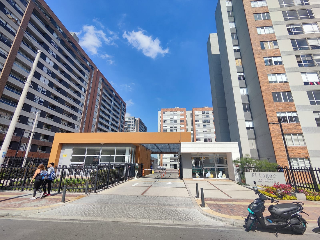 Apartamento en Venta en el Conjunto El Lago